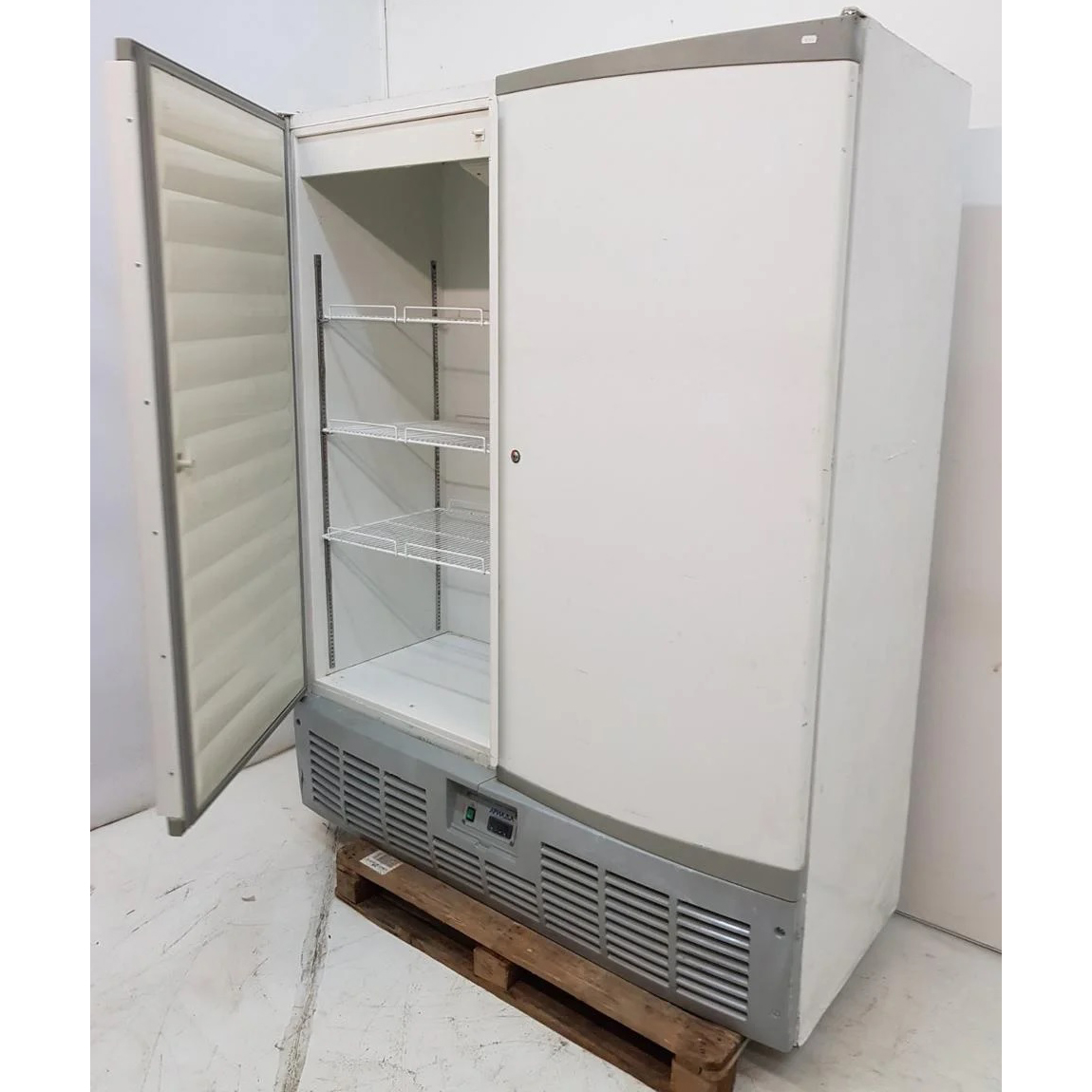 Морозильный шкаф Ариада RAPSODY R1520L